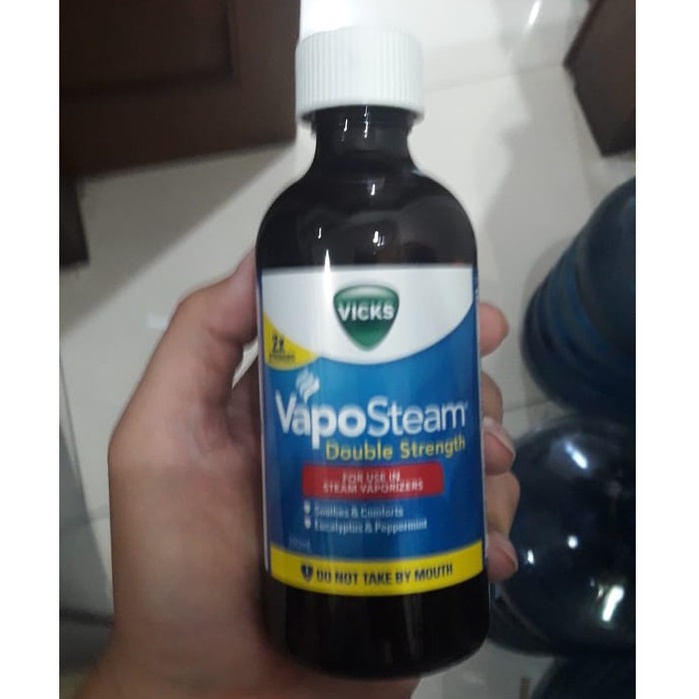 Jual Vicks vapo steam inhalant oil double strength 200 ml | Shopee ...