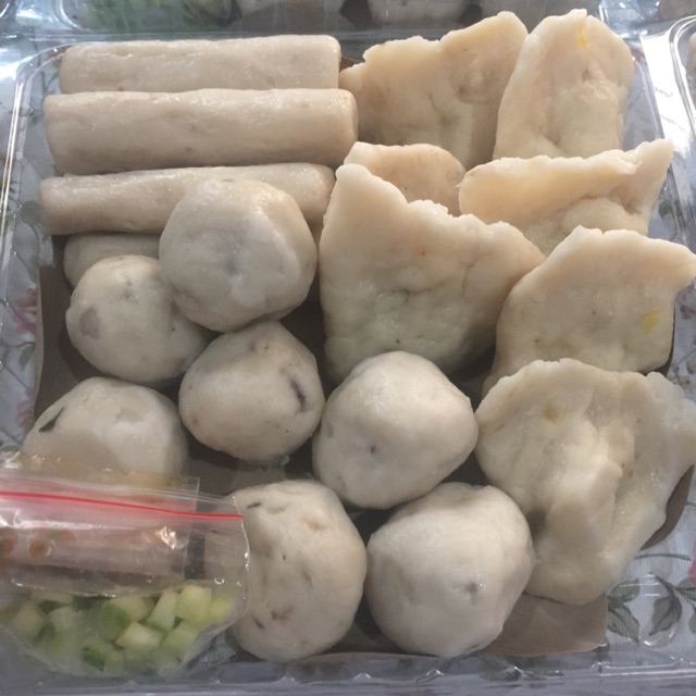

Pempek Palembang Lemaaan Niaaan 100ribu