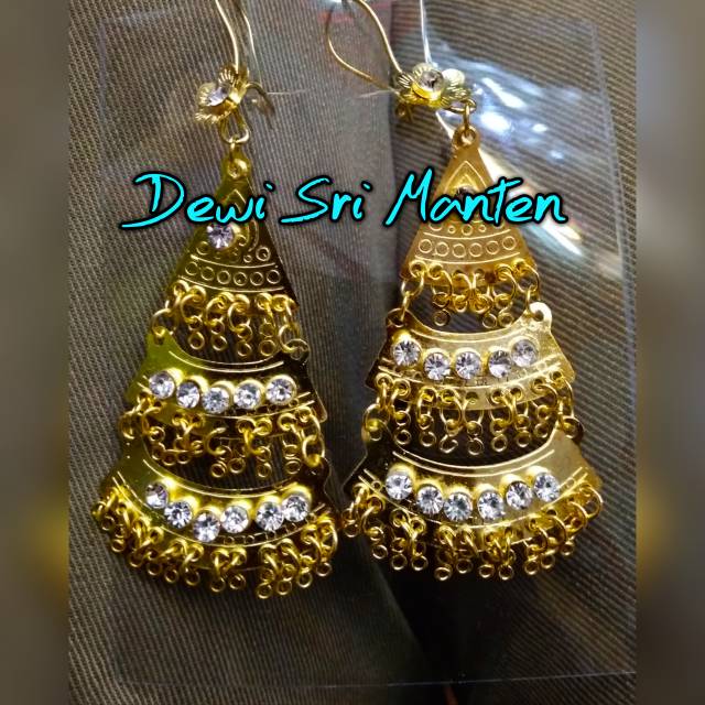 Anting adat