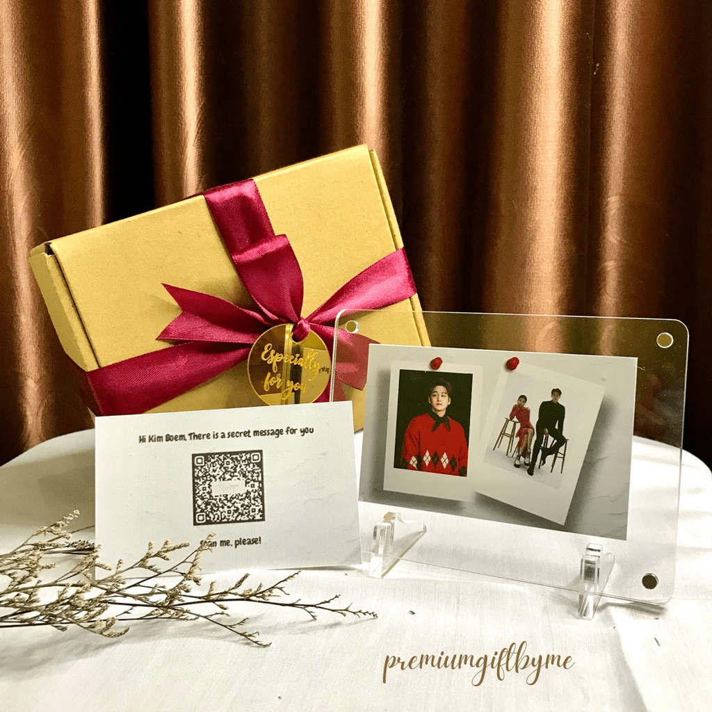 SECRET MESSAGE ACRYLIC 3R QR CODE Kartu Ucapan Double Akrilik Magnet Greeting Card Kado Valentine Hadiah Pernikahan Gift Paket Wisuda Graduation Ulang Tahun Birthday Tunangan Engagement Hampers Murah Estetik Aesthetic Sahabat Pacar Istri Bayi Box