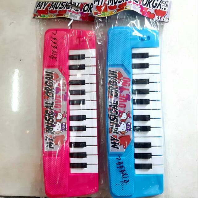 Mainan organ piano