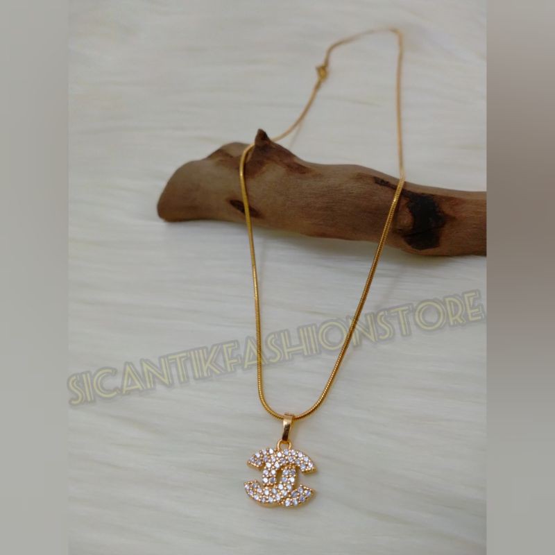 Kalung Titanium plus chanell terbaru Terlaris Fashion wanita anti Karat Perhiasan wanita berkualitas