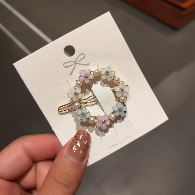 Fancyqube Jepit Rambut Bentuk Geometris Aksen Kristal Ukuran Kecil Untuk Wanita