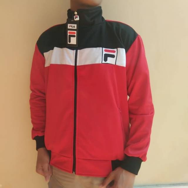 Jaket pria tracktop Converse HitamBahan lottoUkuran all size Lebar dada 54cmPanjang 68cm