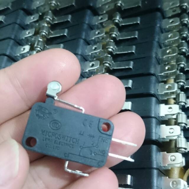 Micro switch, kwalitas bagus dengan roda