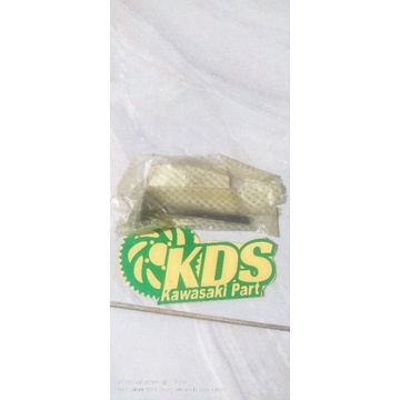 payung klep IN motor Kawasaki Kaze r vr