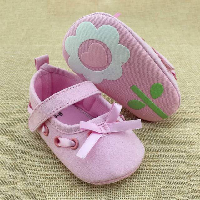 Sepatu Baby / Prewalker Bayi Ribbon