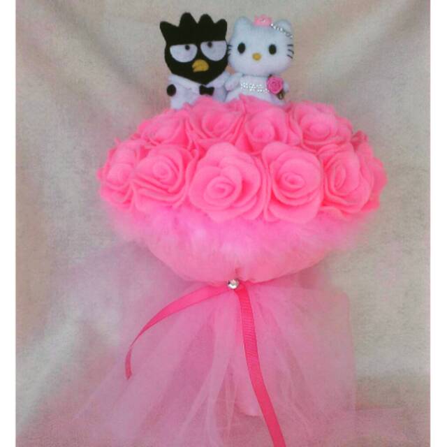 Buket Boneka Hello Kitty and Badtz-Badtz Maru Sanrio