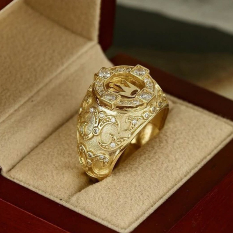 Cincin Lapis Emas Bentuk Mahkota Kecil Aksen Berlian Gaya Korea Untuk Wanita