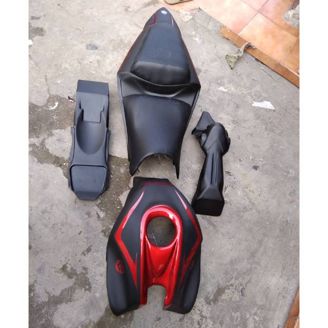 Paket body R25 dan kondom tangki pnp new Vixion