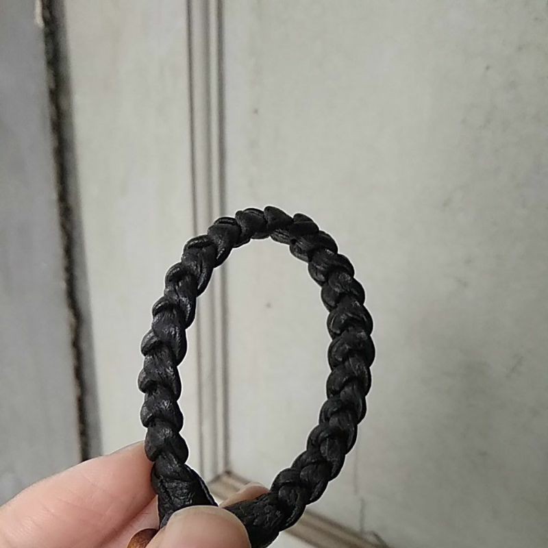 gelang kulit asli