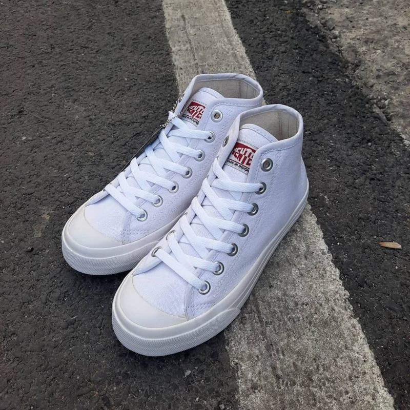 Sepatu Ventela Lite Collection Basic High Full/All White Sneakers Shoes Original Ventela