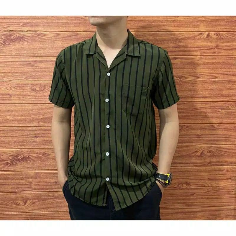 Baju Cowo Riviera Clothing/Kemeja Stripe Lengan Pendek/Kemeja Salur