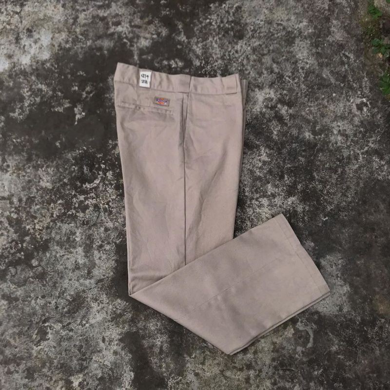 Lp dickies 874 original warna cream size 28