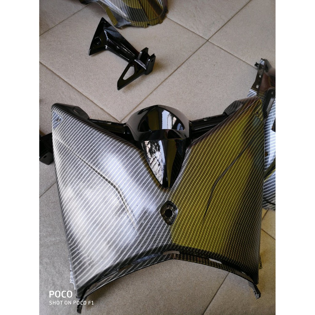 Lengshield leg shied dek depan nmax laci nmax carbon karbon original - HR Motoshop