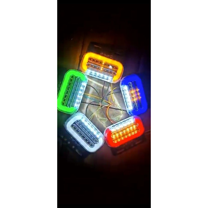 Lampu Bak Samping Besar Truk 12 Volt 24 Volt Sein Nyala Running 40LED
