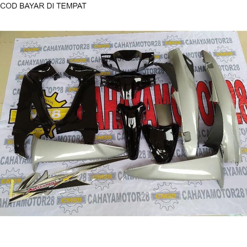 MURAH Full Cover Body Halus Motor Honda Kharisma X 125 D / Body Halus Karisma Hitam Silver. TERLARIS