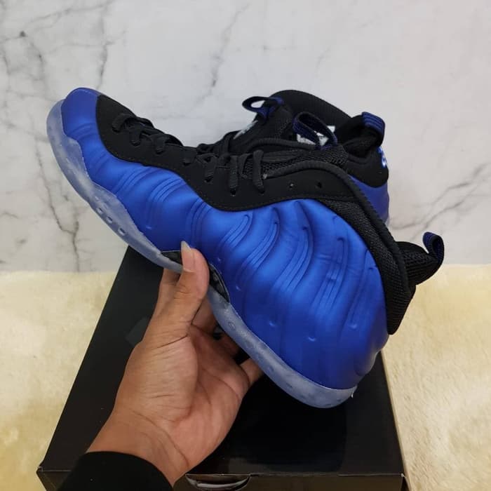 black and royal blue foamposites