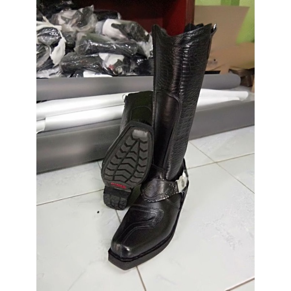 SEPATU TUNGGANG POLANTAS