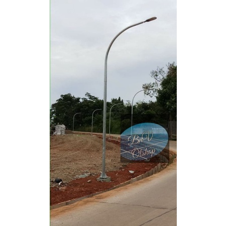 Tiang Lampu Jalan PJU 7m Oktagonal Single arm parabolic