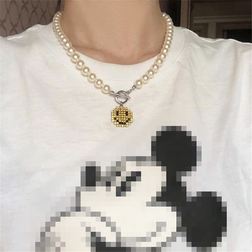 【COD Tangding】OT Necklace Fashion Personality Hip Hop Pearl Smiley Buckle Pendant Chain