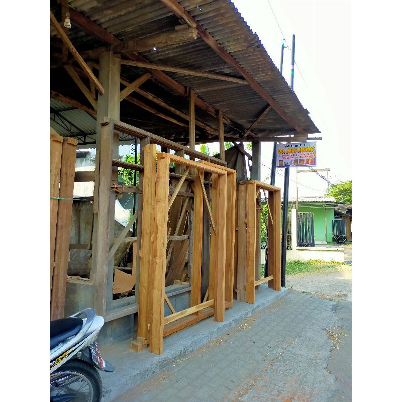 kusen pintu jendela kaca motif