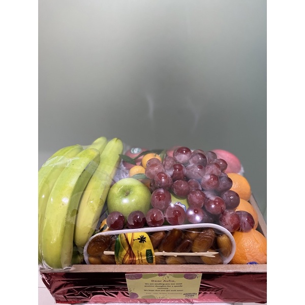 

Fruit Hampers full buah import