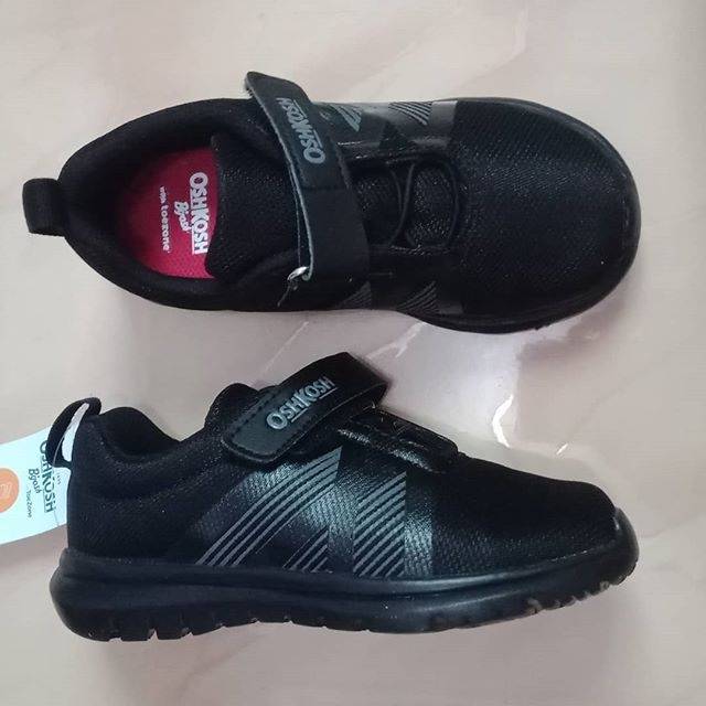 Sepatu Oshkosh Hitam