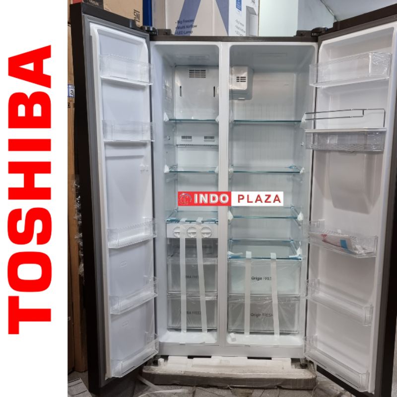 KULKAS TOSHIBA SIDE BY SIDE GR-RS682WE WATER DISPENSER