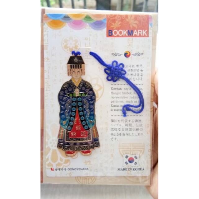 

Bookmark / Pembatas Buku bermotif Korea Style