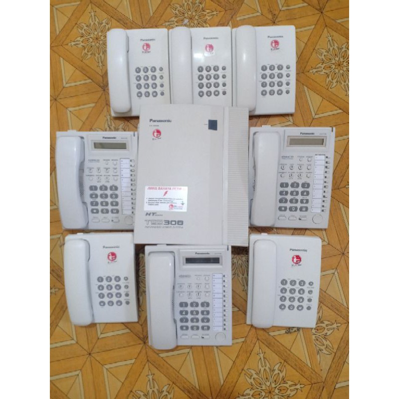 Paket pabx Panasonic 3 line 8 extension