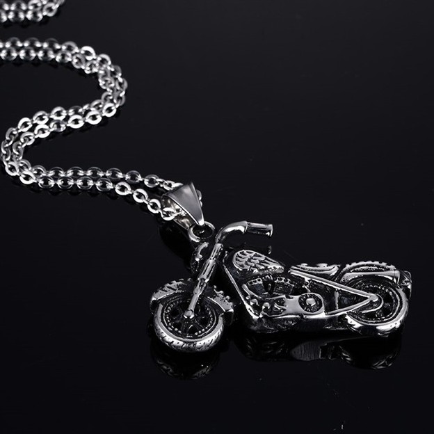 Men Fashion Ghost Rider Rock Punk Necklaces Pendants Fashion Motorcycle Necklace