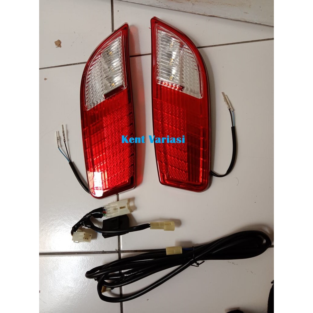 Lampu LED Reflektor Tambahan Bagasi Mobil Agya Ayla