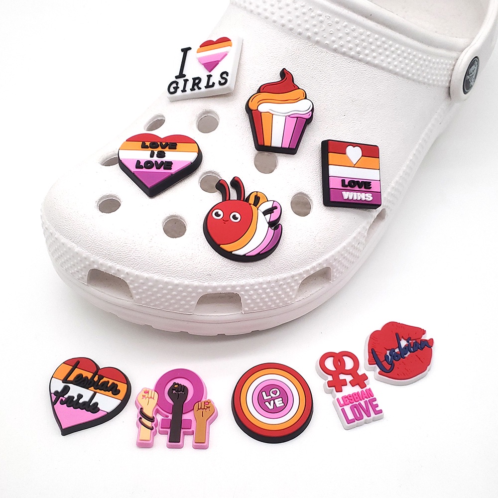 Shoe charms Crocs Pin Jibbitz decorate Lubang Sepatu accessories DIY Dapat dilepas gadis merah muda sandal Gesper