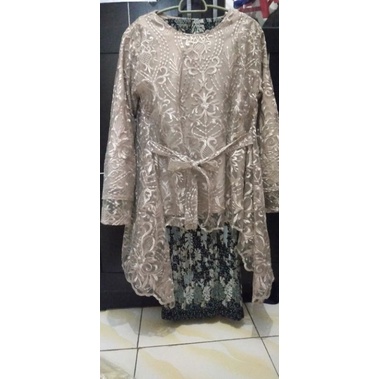 kebaya model brukat
