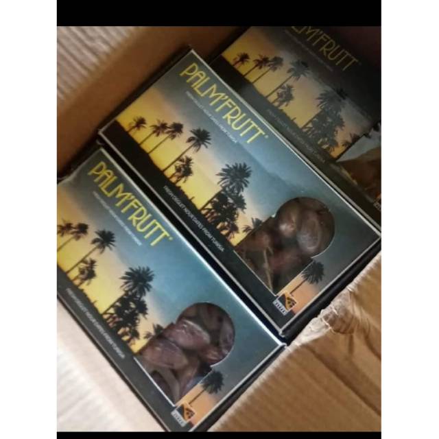 

Kurma palm fruit 500gr