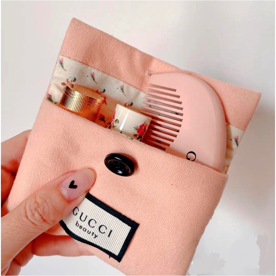 GUCCI HAIR COMB WARNA SALEM / SISIR GUCCI DENGAN POUCH MEWAH / SISIR KAYU MINI COMB / BEAUTY GIFT ORI GIFT / PREMIUM GUCCI POUCH + COMB / TRAVEL COMB / SISIR TRAVEL GUCCI DENGAN POUCH DAN SISIR / BIRTHDAY GIFT