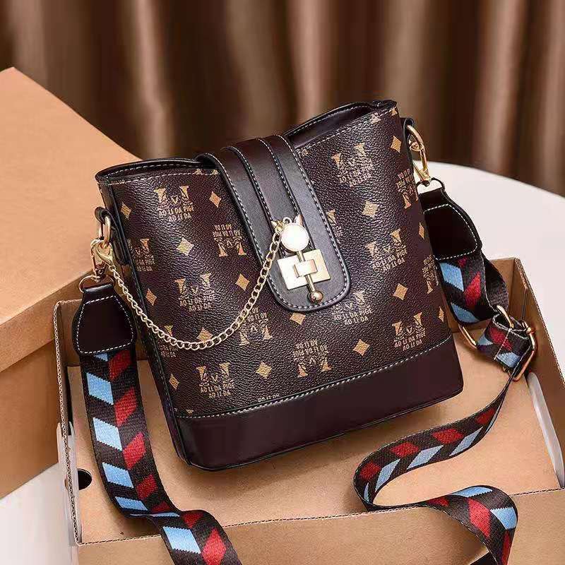 Tas Selempang Wanita Import 121743 (1 KG MUAT 2) GT1743