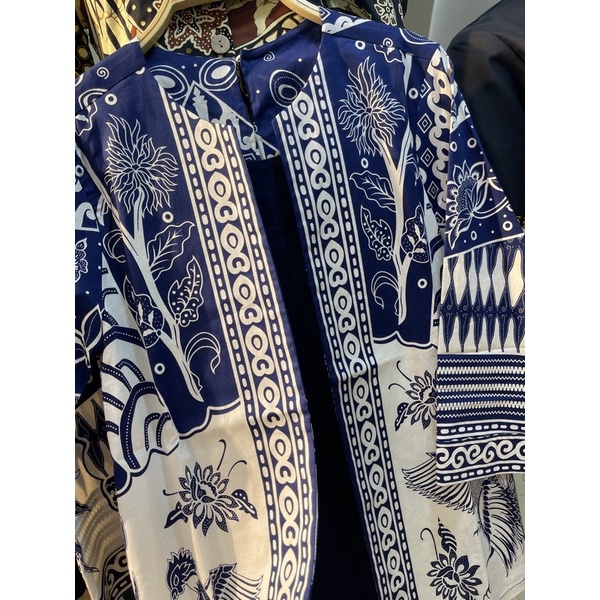 DRES BATIK HT NAVY - KEMEJA PRIA - OUTER BATIK - BLOUSE BATIK - 252 HT - 242HT - 241HT - 208HT - 113HT - 135Ht - 288HT - 262HT - 115HT - 259HT - 252HT - 316HT - 114HT -292HT.P