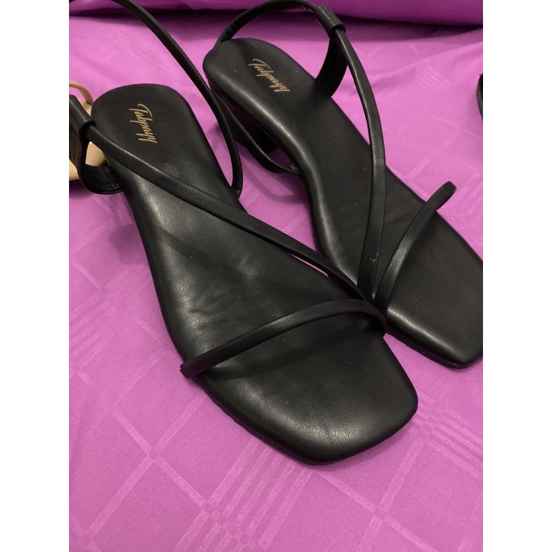 sepatu cewek hak/sepatu hak tahu/sepatu perempuan medan/sepatu hak murah/sepatu wanita