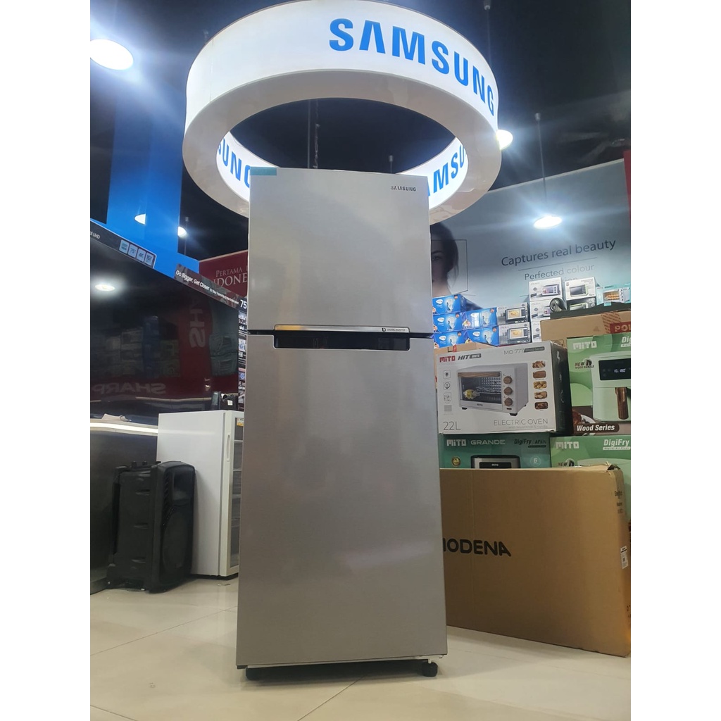 SAMSUNG KULKAS 2 PINTU RT25FARBDB1