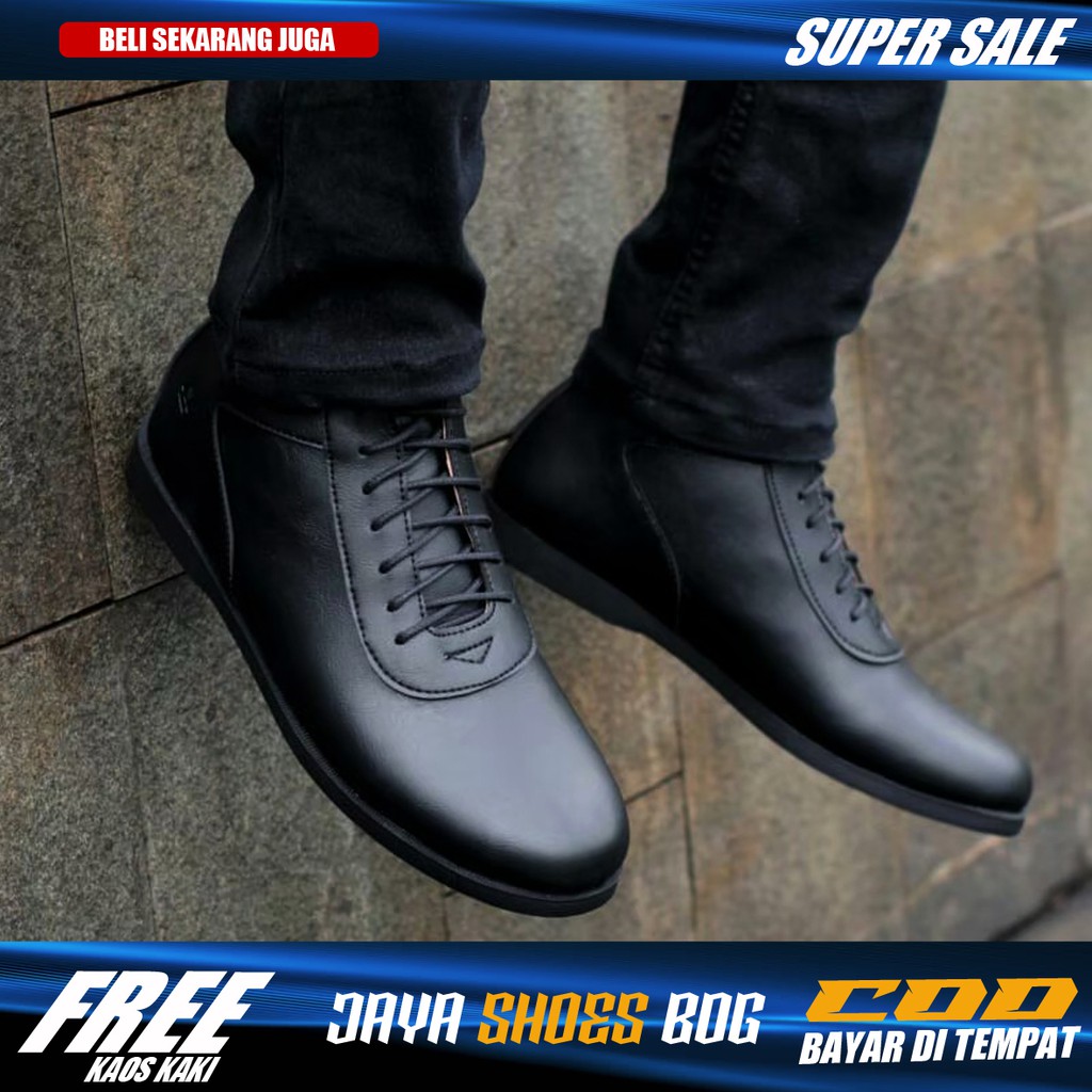 Sepatu boots pria heroes model klasik Sepatu Pantofel Hitam Pria