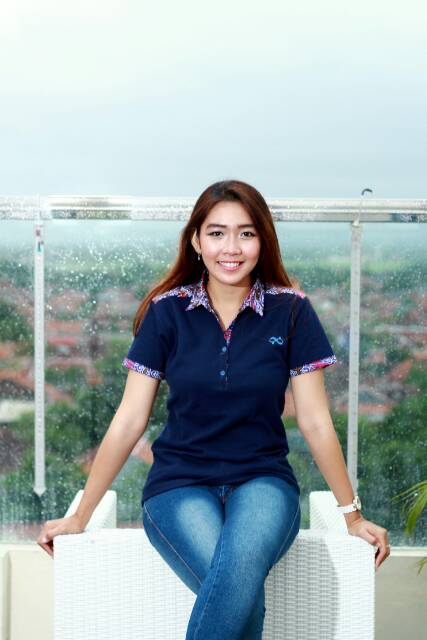 Loyal Kaos Polo Batik Navy Modern Wanita M L XL XXL