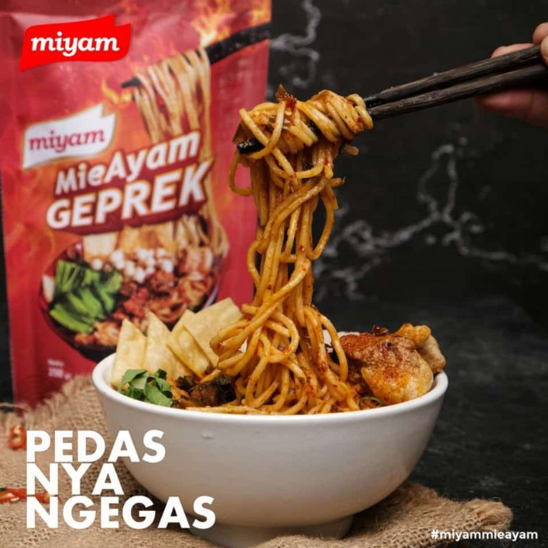 

MIYAM mie ayam geprek mantap joss