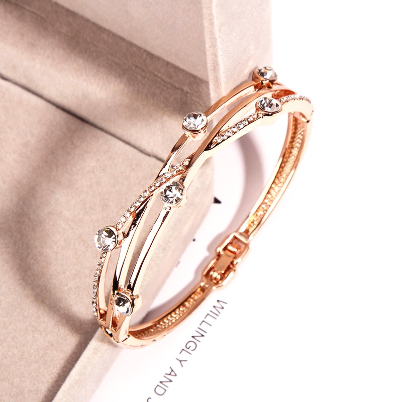 Gelang Titanium Premium Berlian Silang Lapis Emas 18K Wanita Anti Karat Korea Bangle-7