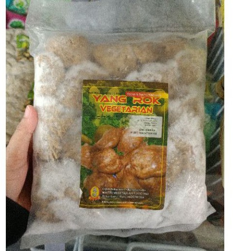VEGETARIAN YANG ROK DAGING RENDANG KAMBING HALAL