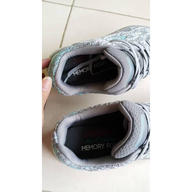 Sepatu Original Skechers Synergy Woman