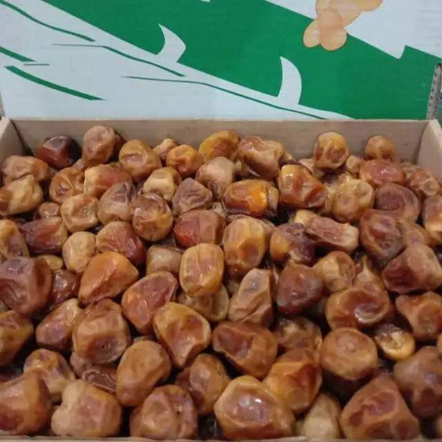

[100 GR] Kurma Sukari Al-Qassim Repack Plastik Standing Pouch