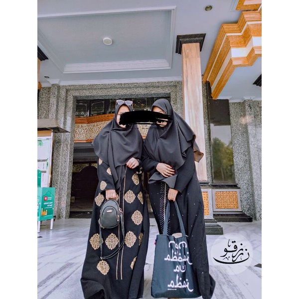 SEGIEMPAT DIAMOND 130X130 / SEGIEMPAT SYARI / SEGIEMPAT DIAMOND / PASHMINA DIAMOND / HIJAB INSTAN