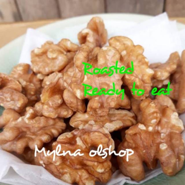 

Natural raw and roasted walnut 500 gr / walnut mentah